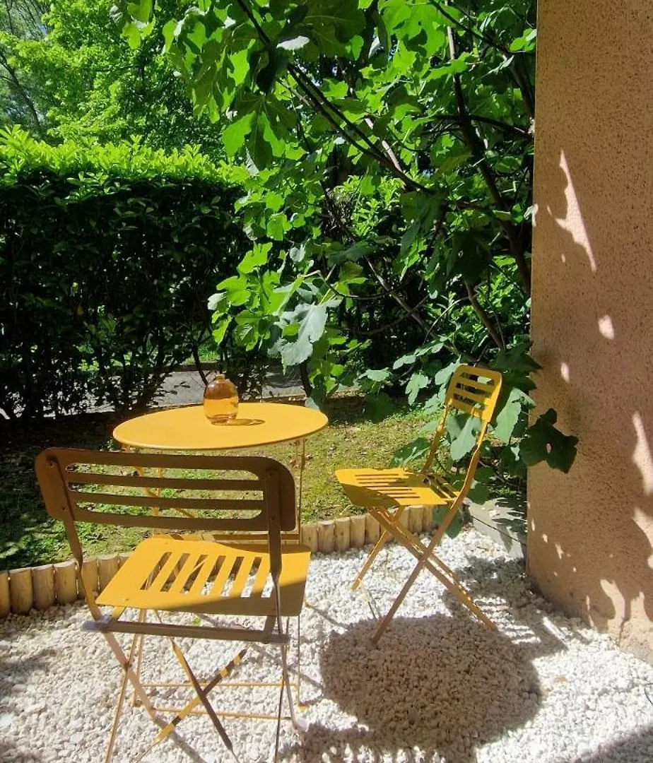 T1Bis Meuble Cozy Avec Jardin Et Parking Prive Lägenhet Toulouse Frankrike